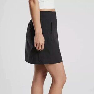 ATHLETA Brooklyn Mid Rise 16 Black Preppy Women 8 Athletic Stretch Tennis Skort